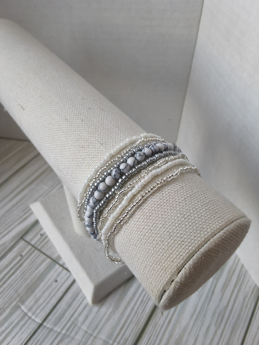 Stacked White and Gray Beaded Bracelet Set - Women Jewelry